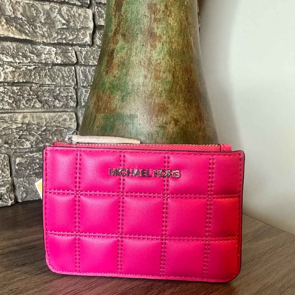 NWT $228 retail Michael Kors Pink Quilted Coin Purse Cardholder